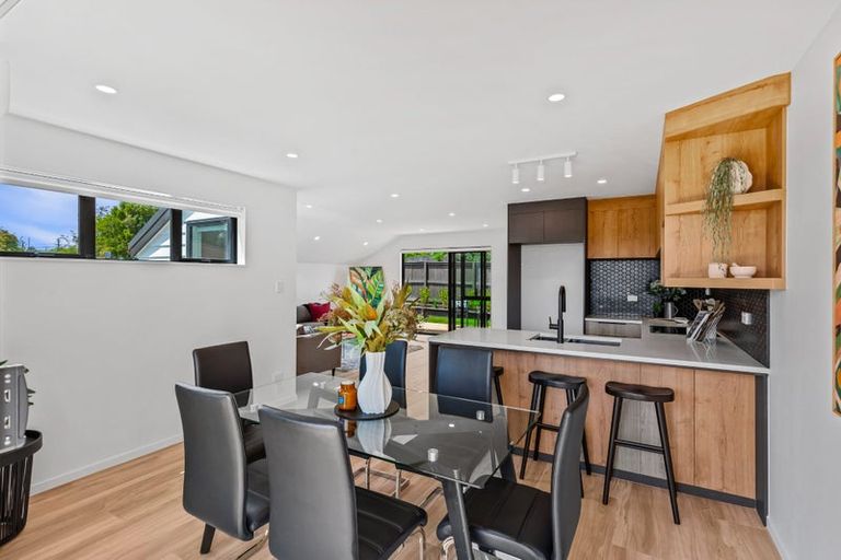Photo of property in 7/13 Fairdale Place, Birkdale, Auckland, 0626
