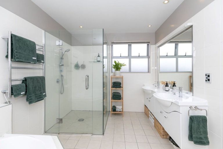 Photo of property in 9 Paget Lane, Dinsdale, Hamilton, 3204