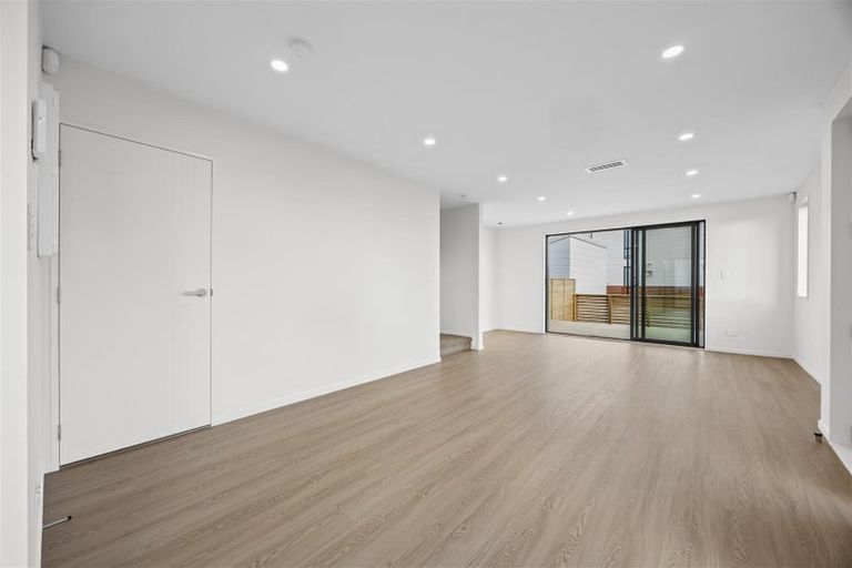 Photo of property in 34 Corporal Street, Papakura, 2110