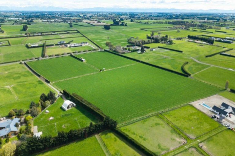 Photo of property in 955 Springs Road, Prebbleton, 7676