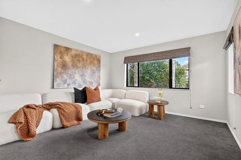 Photo of property in 20b Cambridge Road, Riverhead, 0820