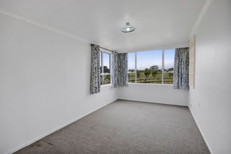 Photo of property in 124 Kahouri Road, Midhirst, Stratford, 4394