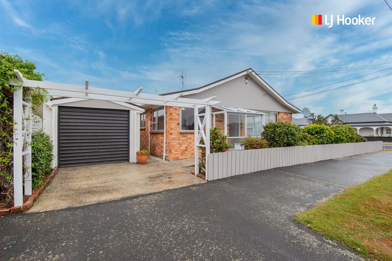 Photo of property in 35 Jackson Street, Saint Kilda, Dunedin, 9012
