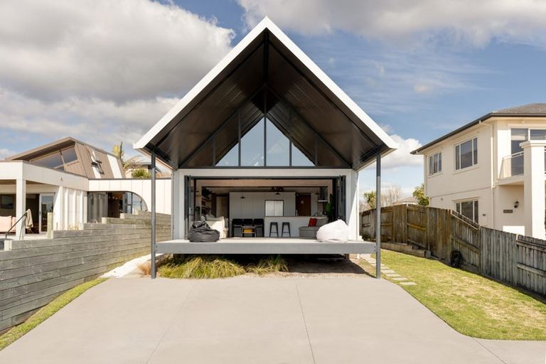 Photo of property in 576a Papamoa Beach Road, Papamoa Beach, Papamoa, 3118