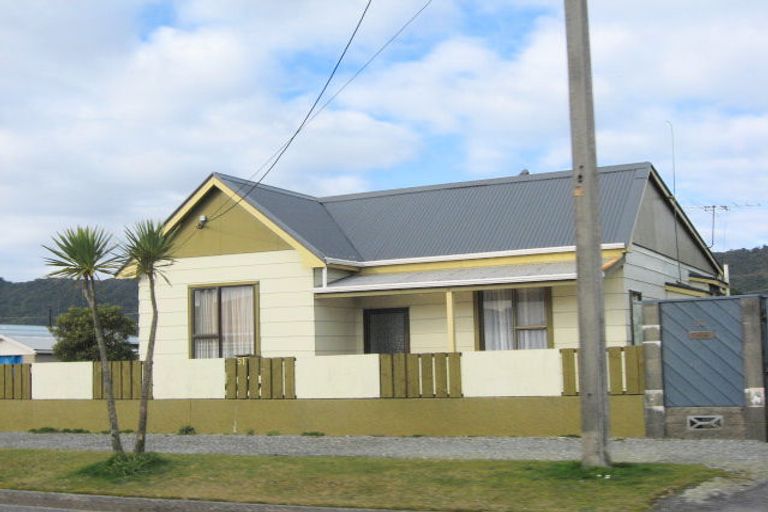 Photo of property in 51 Blake Street, Blaketown, Greymouth, 7805