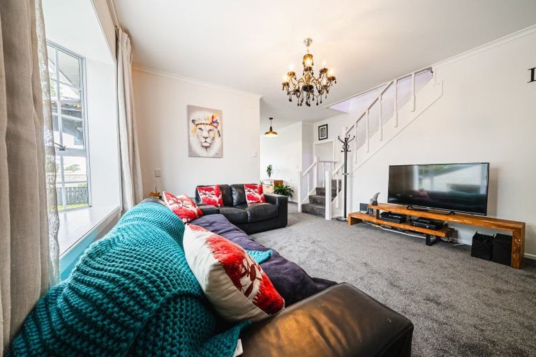 Photo of property in 191 Carrington Street, Lower Vogeltown, New Plymouth, 4310