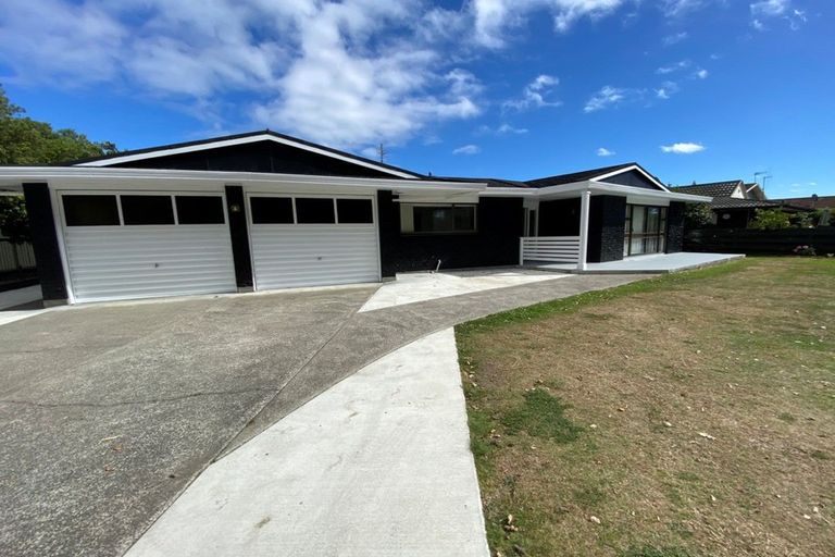 Photo of property in 5 Carbine Court, Awapuni, Palmerston North, 4412