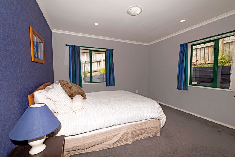 Photo of property in 5 Hoya Court, Henderson, Auckland, 0610