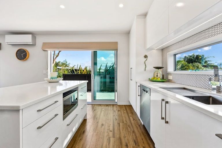 Photo of property in 1830 Ngunguru Road, Ngunguru, Whangarei, 0173