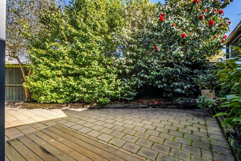 Photo of property in 3/48 Mcfaddens Road, St Albans, Christchurch, 8052