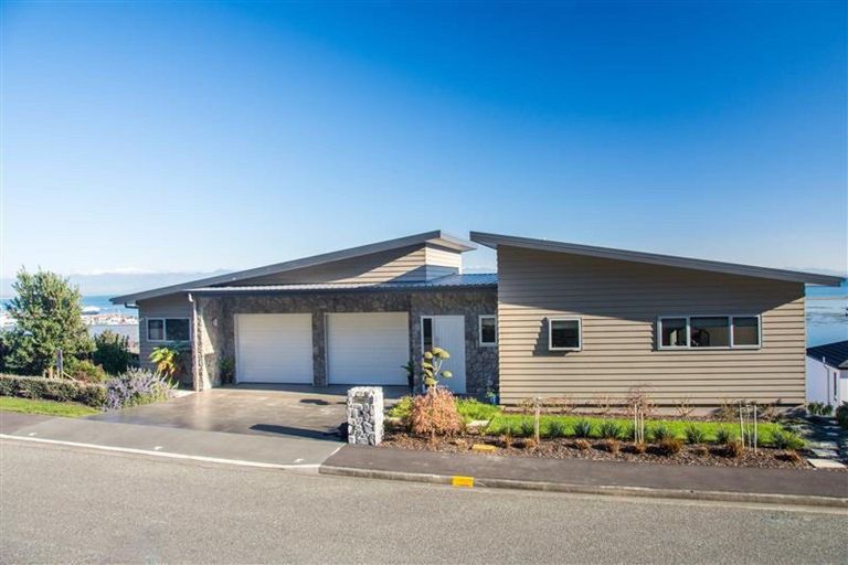Photo of property in 63 Davies Drive, Atawhai, Nelson, 7010
