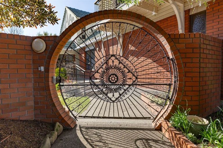 Photo of property in 32 Halswell Junction Road, Halswell, Christchurch, 8025