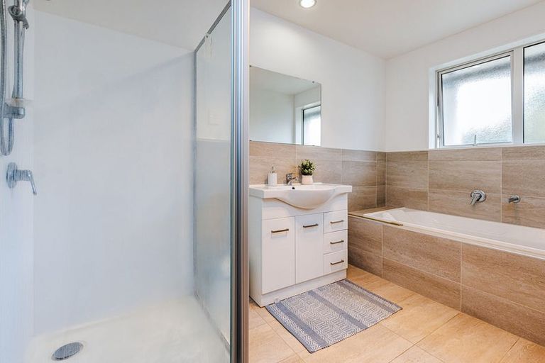 Photo of property in 37 Kauri Drive, Takanini, 2112