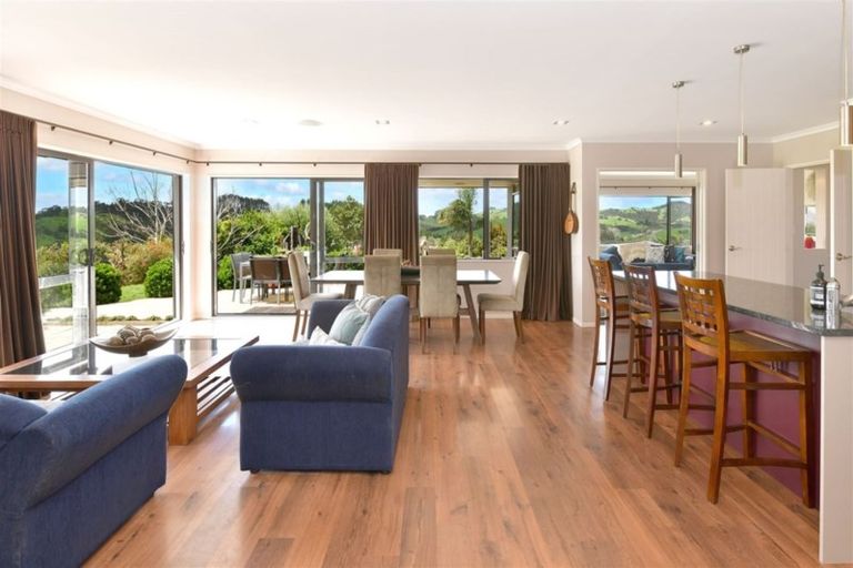 Photo of property in 306c Inland Road, Helensville, 0875