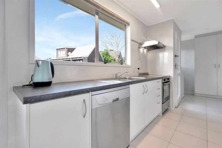 Photo of property in 118a Pooks Road, Ranui, Auckland, 0612