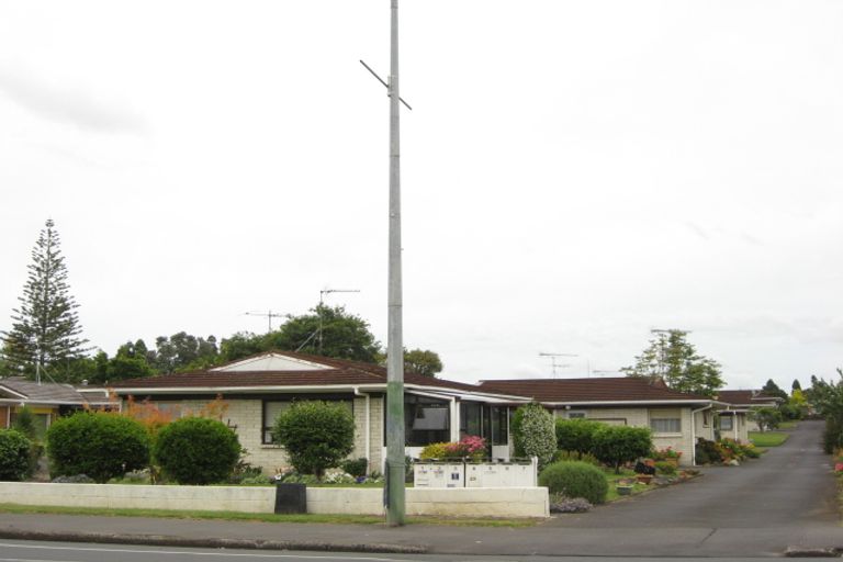 Photo of property in 69f Queen Street, Pukekohe, 2120