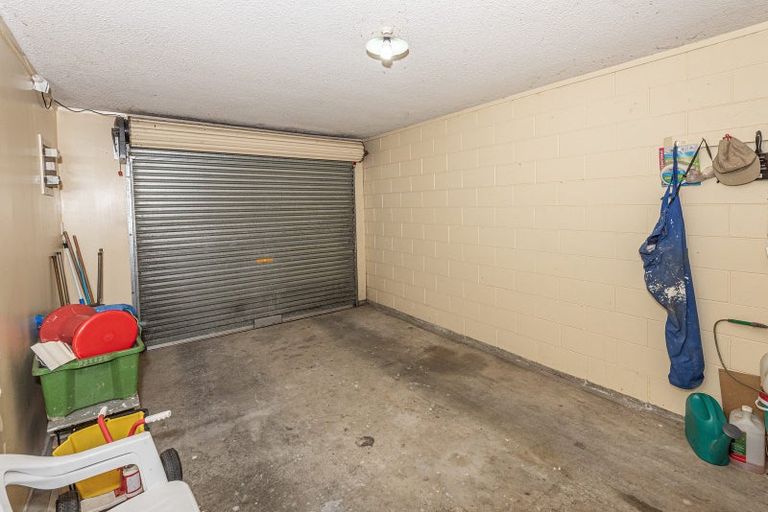 Photo of property in 11 Third Avenue, Avenues, Whangarei, 0110