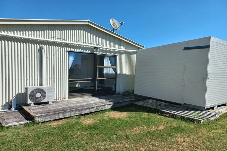 Photo of property in 90 Fordyce Road, Parakai, Helensville, 0874