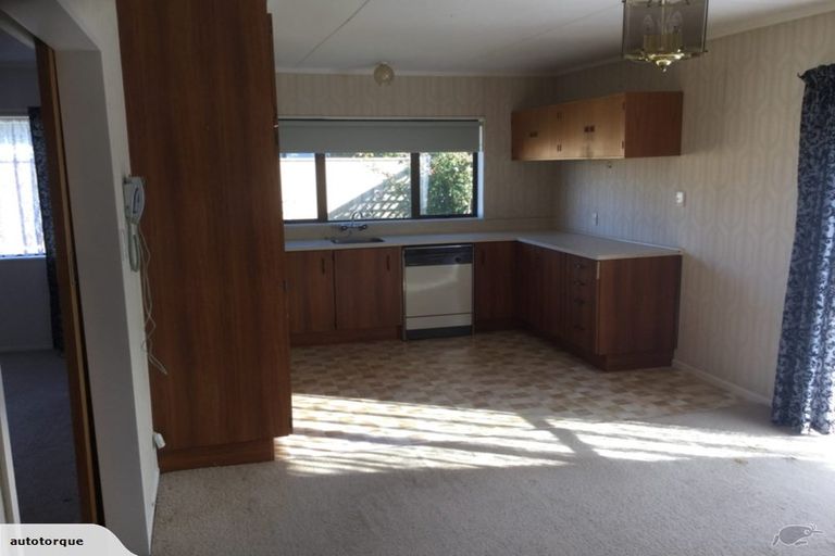 Photo of property in 5 Charisma Court, Kelvin Grove, Palmerston North, 4414