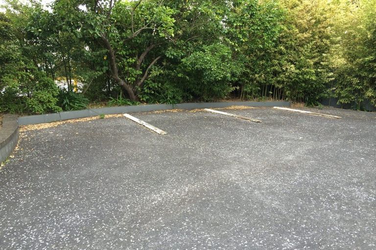 Photo of property in 109a Mokoia Road, Birkenhead, Auckland, 0626