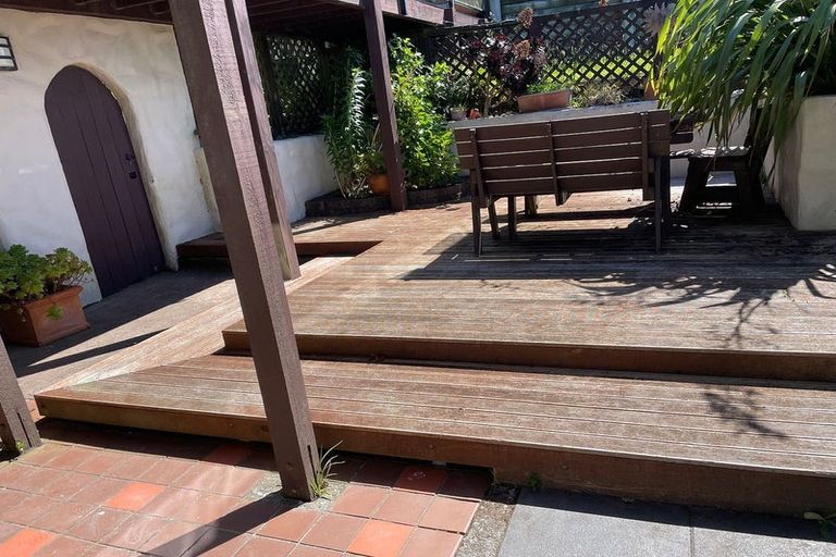 Photo of property in 10 Kilsyth Street, Karori, Wellington, 6012