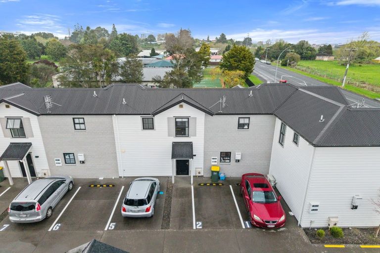 Photo of property in 2/135 Silverdale Road, Hillcrest, Hamilton, 3216