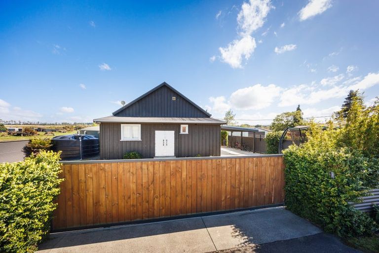 Photo of property in 573 Napier Road, Whakarongo, Palmerston North, 4470