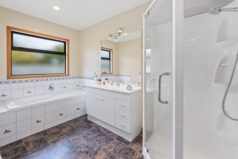 Photo of property in 8 The Circle, Nukuhau, Taupo, 3330