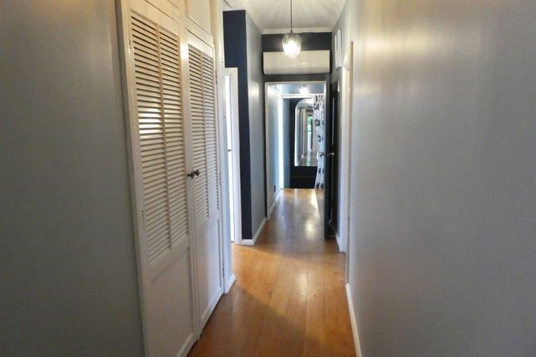 Photo of property in 14 Cheshire Street, Wilton, Wellington, 6012