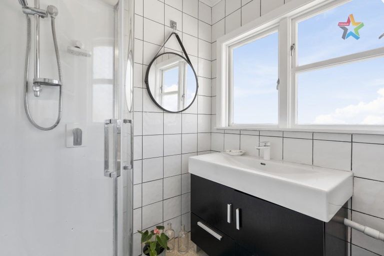 Photo of property in 12b Rahui Street, Strathmore Park, Wellington, 6022