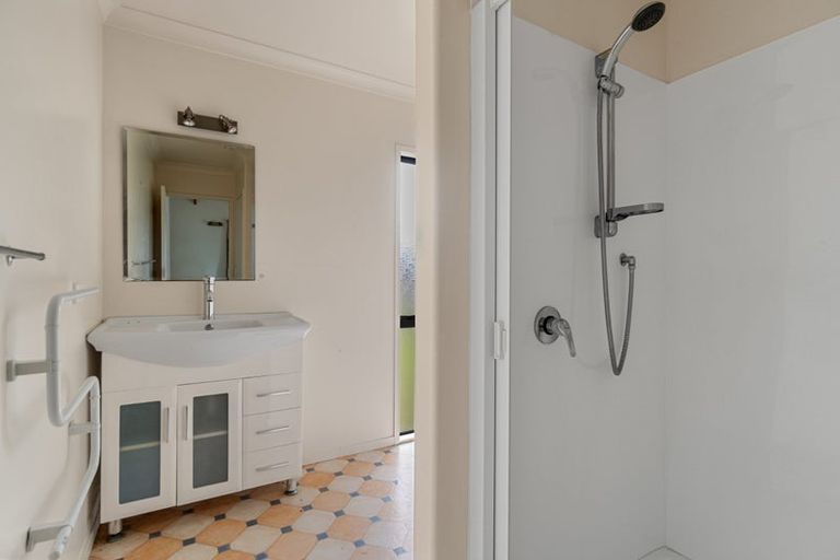 Photo of property in 16 Eureka Road, Eureka, Hamilton, 3287