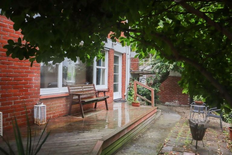 Photo of property in 2/19 Newbridge Place, Ilam, Christchurch, 8041