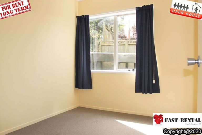 Photo of property in 73a Ayton Drive, Totara Vale, Auckland, 0629