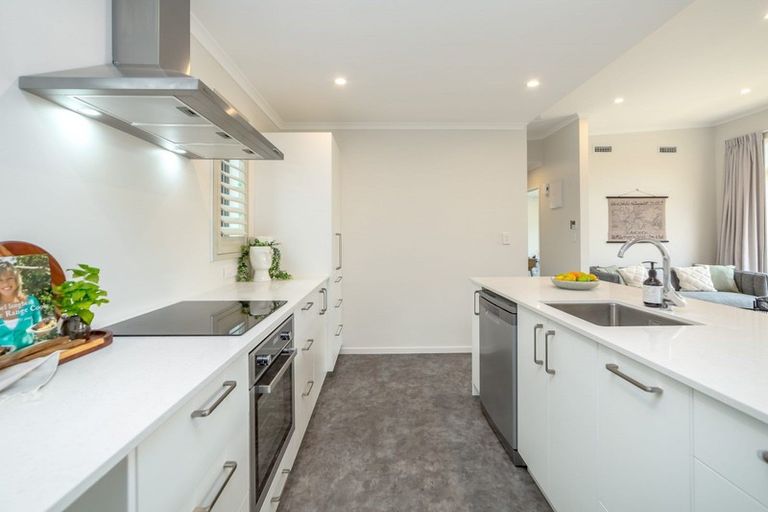 Photo of property in 5 Orion Way, Welcome Bay, Tauranga, 3112