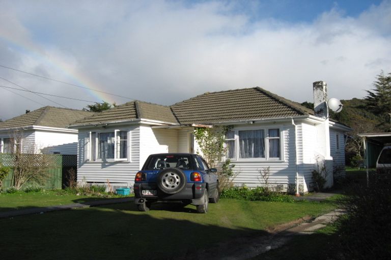 Photo of property in 49 Wainuiomata Road, Wainuiomata, Lower Hutt, 5014