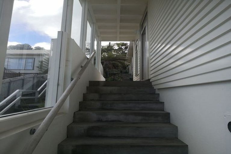 Photo of property in 48 Mitchell Street, Brooklyn, Wellington, 6021