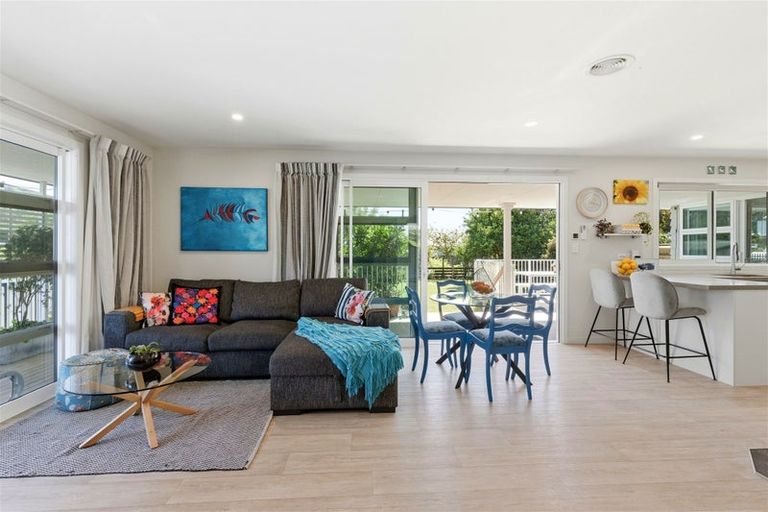 Photo of property in 72 Old Mill Road, Brooklyn, Motueka, 7198