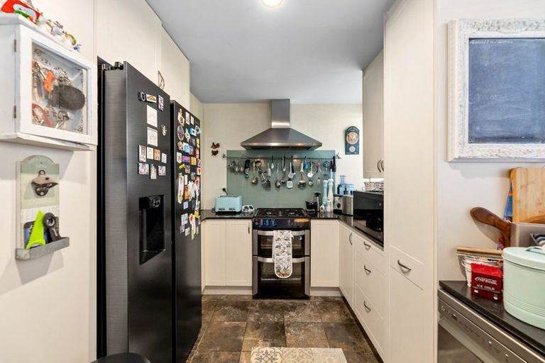 Photo of property in 149 Memorial Avenue, Burnside, Christchurch, 8053