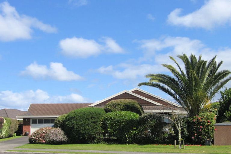 Photo of property in 21 Reilly Avenue, Mount Maunganui, 3116