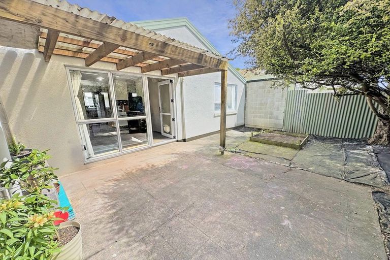 Photo of property in 106 Waltham Road, Sydenham, Christchurch, 8023