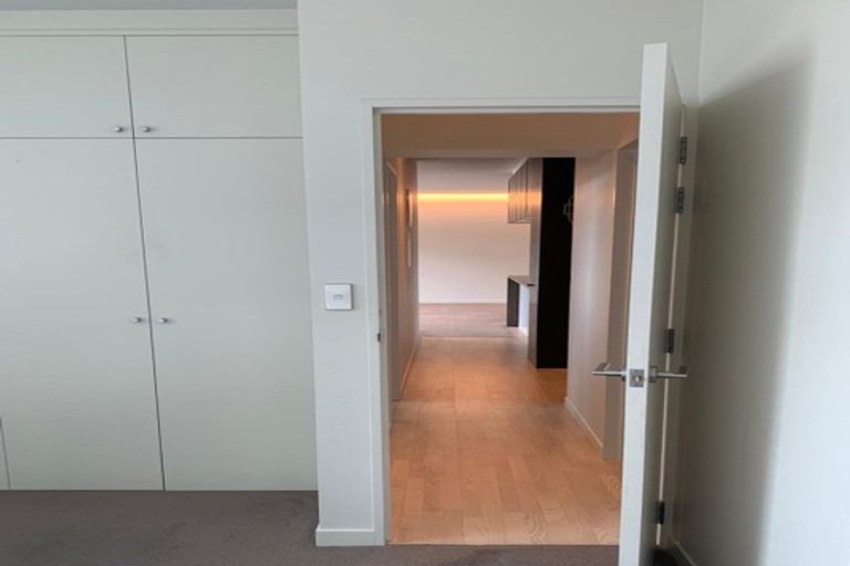 Photo of property in Chews Lane Apartments, 8g/9 Chews Lane, Wellington Central, Wellington, 6011