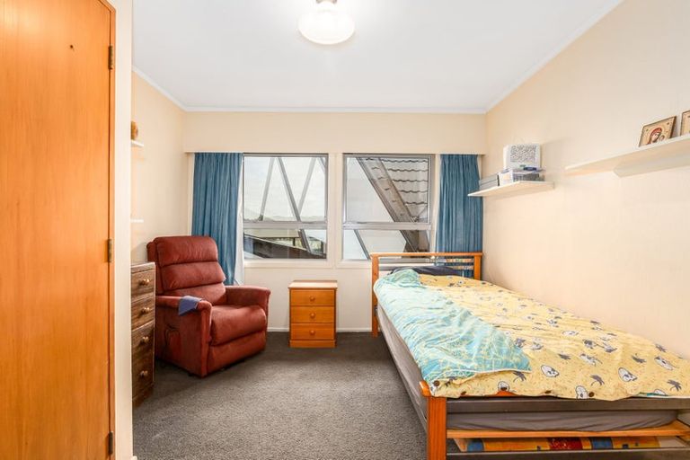 Photo of property in 35 Bosun Terrace, Whitby, Porirua, 5024