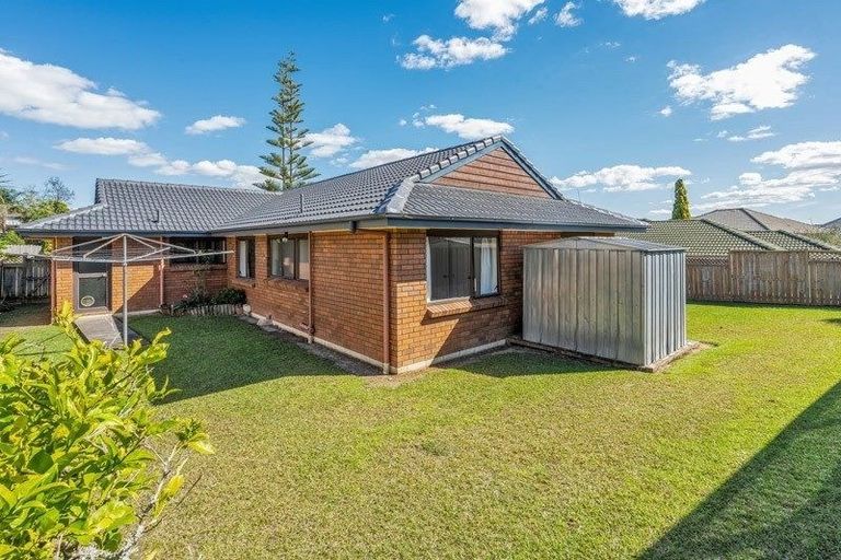 Photo of property in 45 Orangewood Drive, Northpark, Auckland, 2013