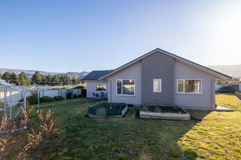 Photo of property in 12 Chandler Crescent, Clyde, 9330