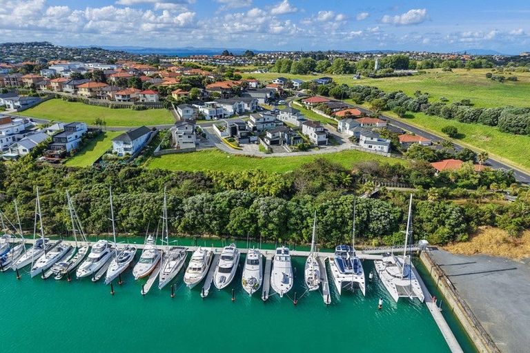 Photo of property in 136 Voyager Drive, Gulf Harbour, Whangaparaoa, 0930