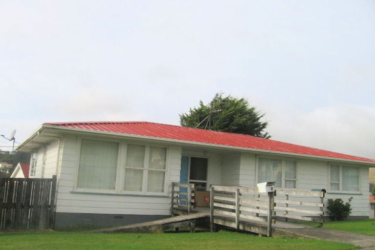 Photo of property in 2 Stipulate Place, Ascot Park, Porirua, 5024
