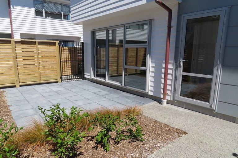 Photo of property in 7 John Reynolds Square, Hutt Central, Lower Hutt, 5010