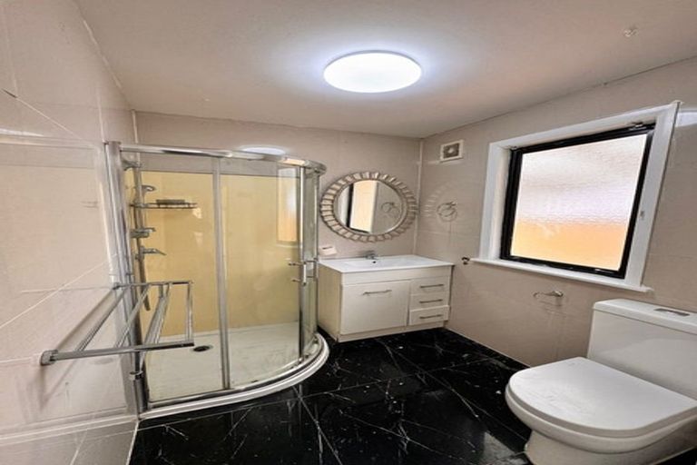 Photo of property in 3 Applewood Drive, Henderson, Auckland, 0612