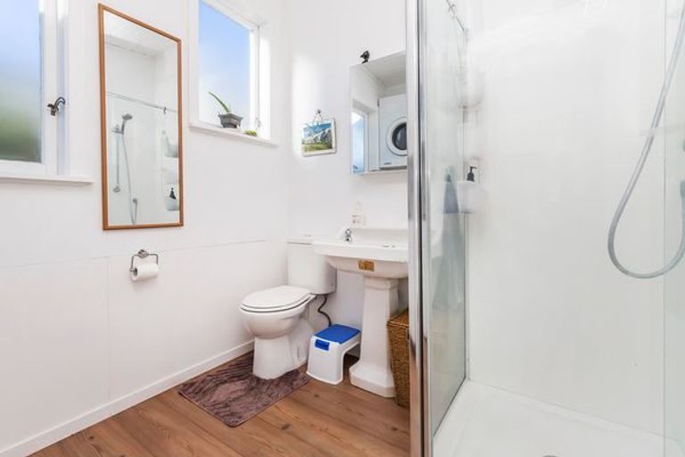 Photo of property in 39 Dundas Street, Seatoun, Wellington, 6022