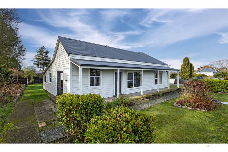 Photo of property in 209 Talbot Street, Geraldine, 7930